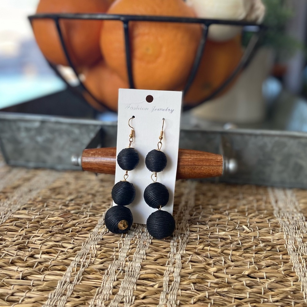 Pom Pom earrings